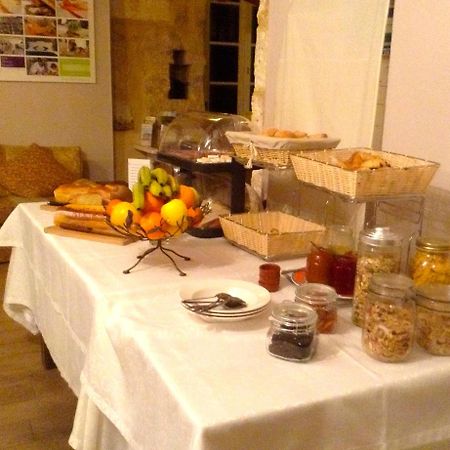 L'Hotel Du Perigord Aubeterre-sur-Dronne Buitenkant foto