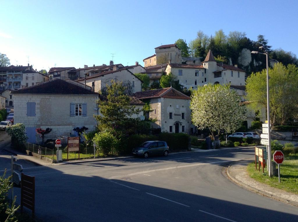 L'Hotel Du Perigord Aubeterre-sur-Dronne Kamer foto