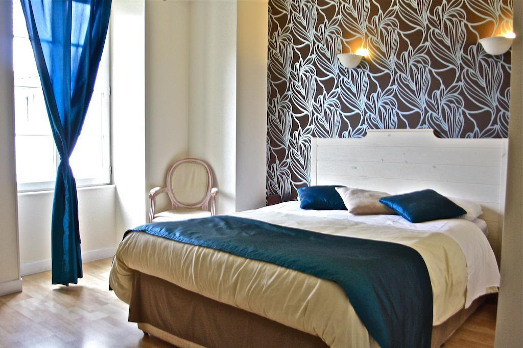L'Hotel Du Perigord Aubeterre-sur-Dronne Kamer foto